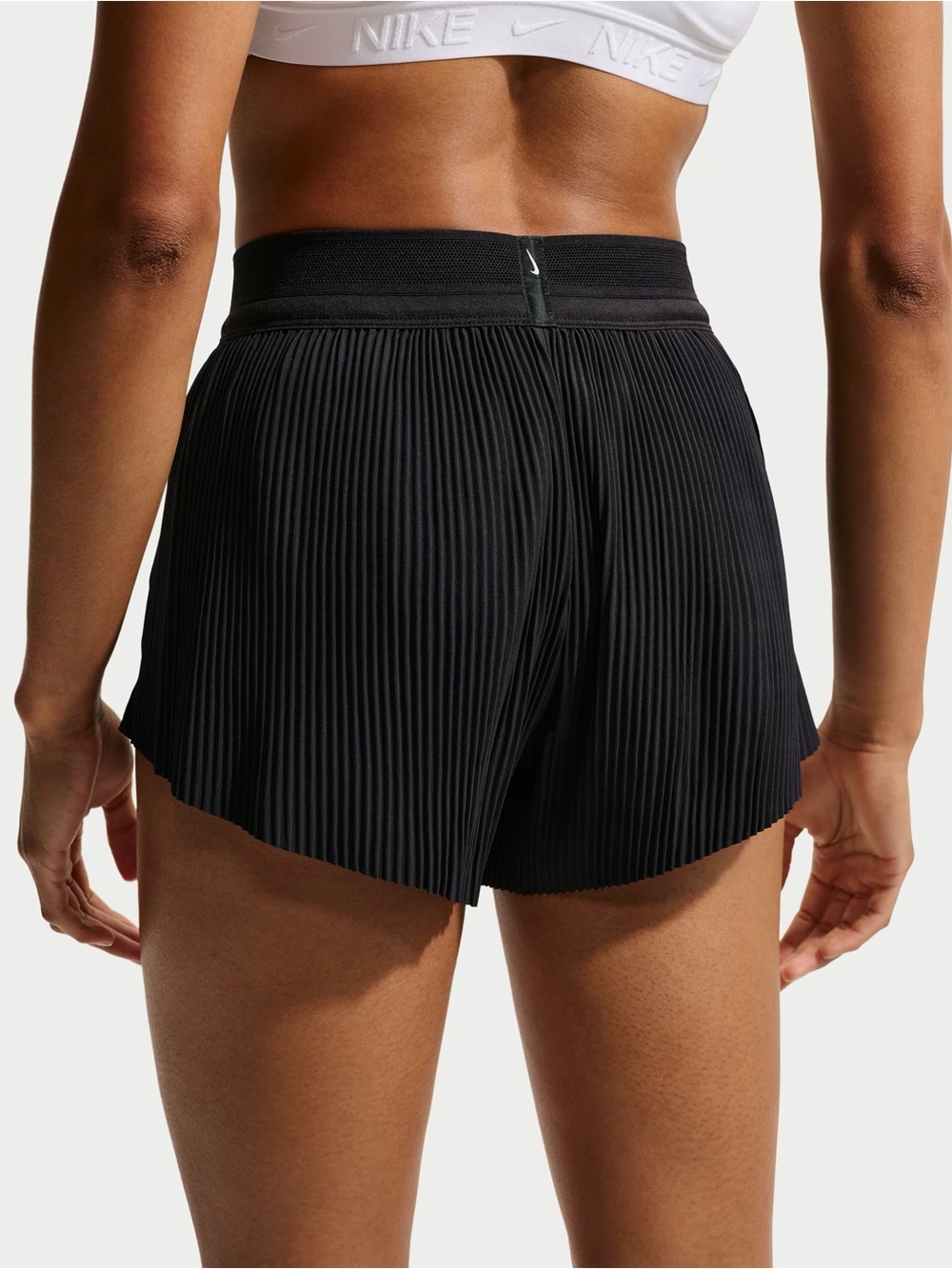 Nike Women’s Aeroswift Black Athletic Shorts - Picture 2 of 9